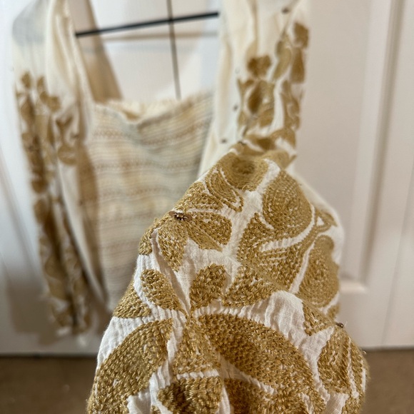 Anthropologie white Womens blouse, with tan embroidery and small brown sequins - Picture 9 of 9